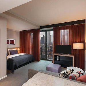 Studio met een King Size Bed